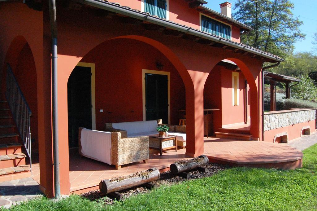 Villa Vitalina Ghivizzano Eksteriør billede